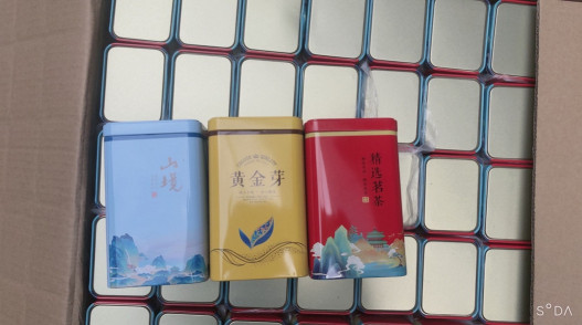 Vỏ hộp trà thiếc